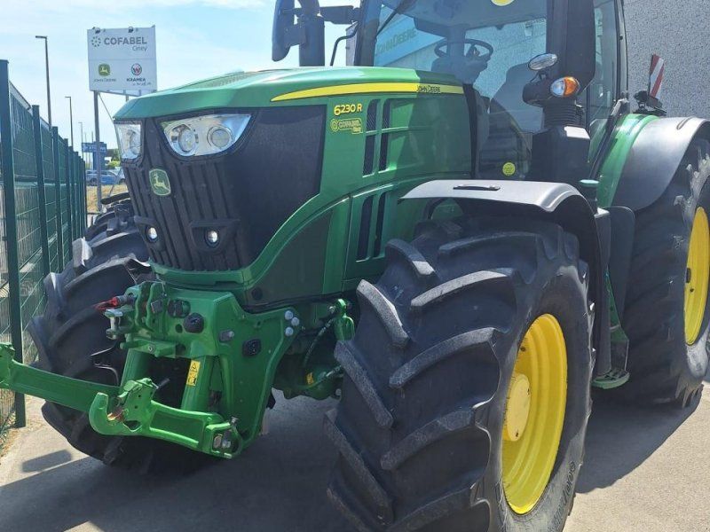 John Deere 6230R