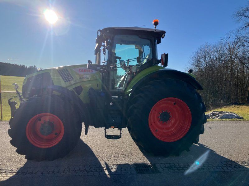 Claas Axion 850