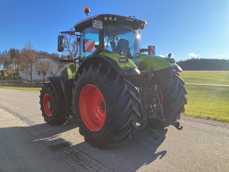 Claas Axion 850