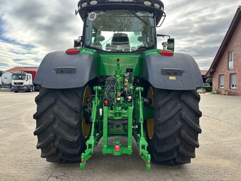 John Deere 8320R