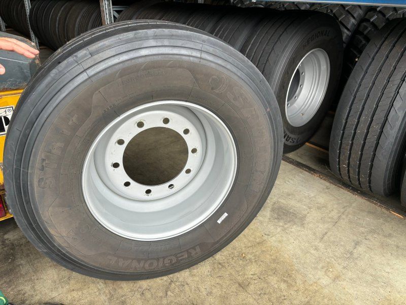 Komplettradsatz 385/65 R22,5 ET0