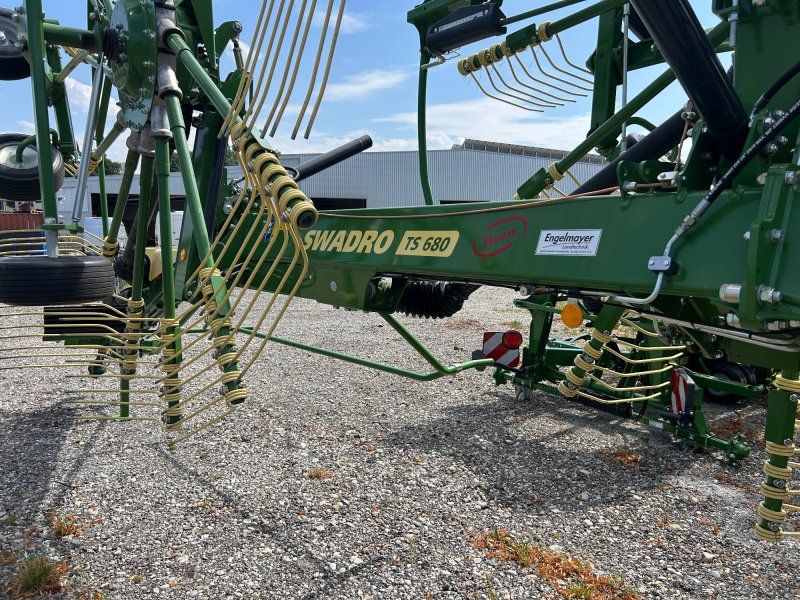 Krone Swadro TS 680 Twin