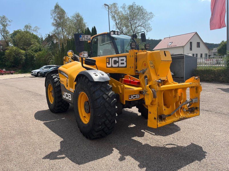 JCB 560-80 Agri Xtra
