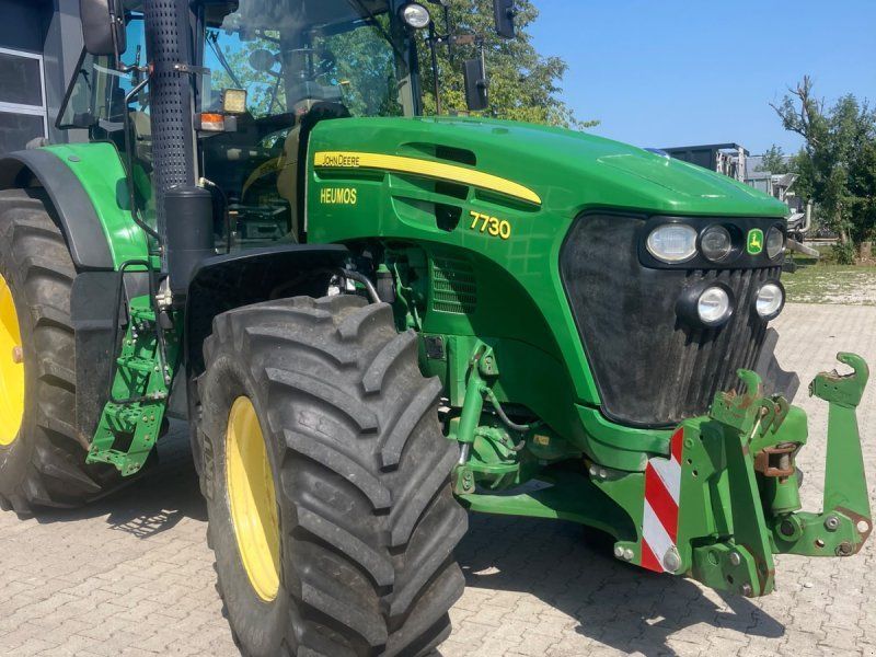 John Deere 7730