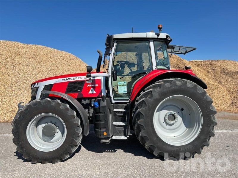 Massey Ferguson 7S.210