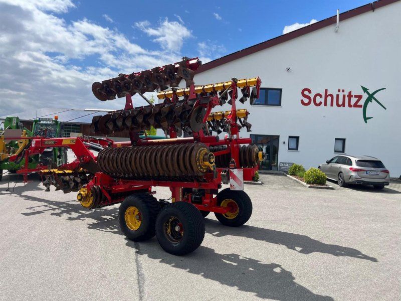 Väderstad Carrier CR 650 Scheibenge gezogen