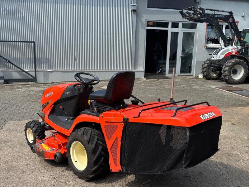 Kubota GR 2100