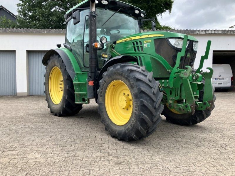 John Deere 6125R