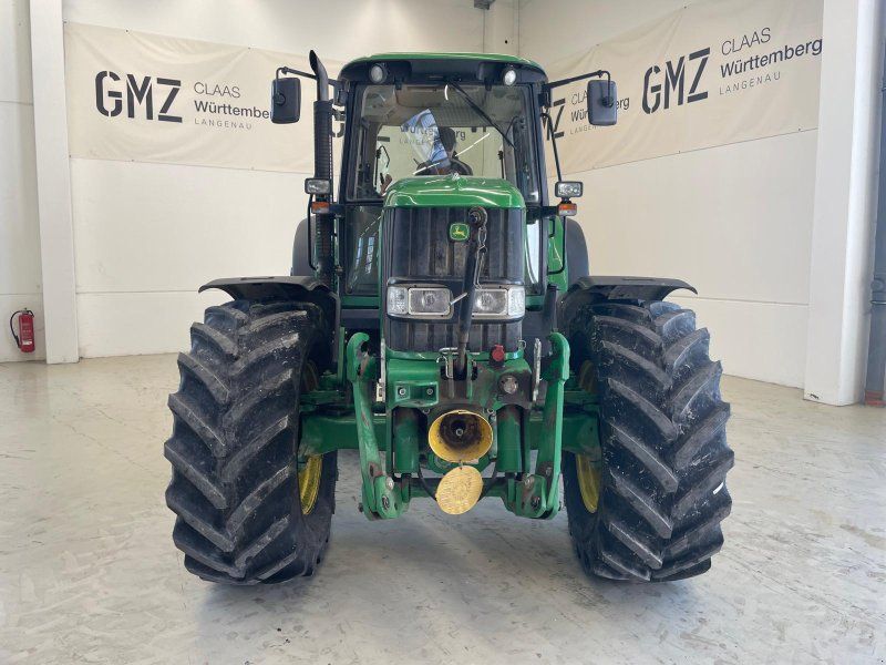 John Deere 6830