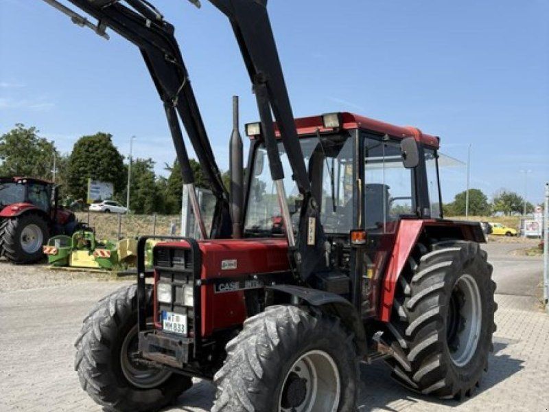 Case IH 833