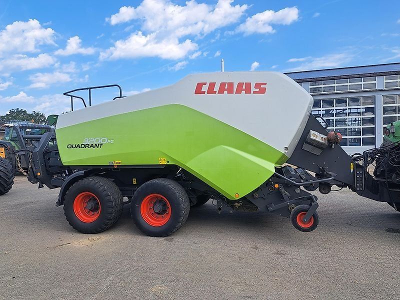 Claas Quadrant 3200 FC