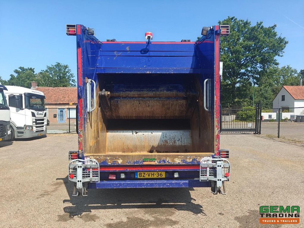 Volvo FE 250 6x2/4 DayCab (3-seater) EEV - Faun PowerPress 520 + Bekker La Gram Rear Loader - 02/2027 MOT