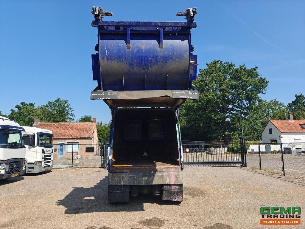 Volvo FE 250 6x2/4 DayCab (3-seater) EEV - Faun PowerPress 520 + Bekker La Gram Rear Loader - 02/2027 MOT