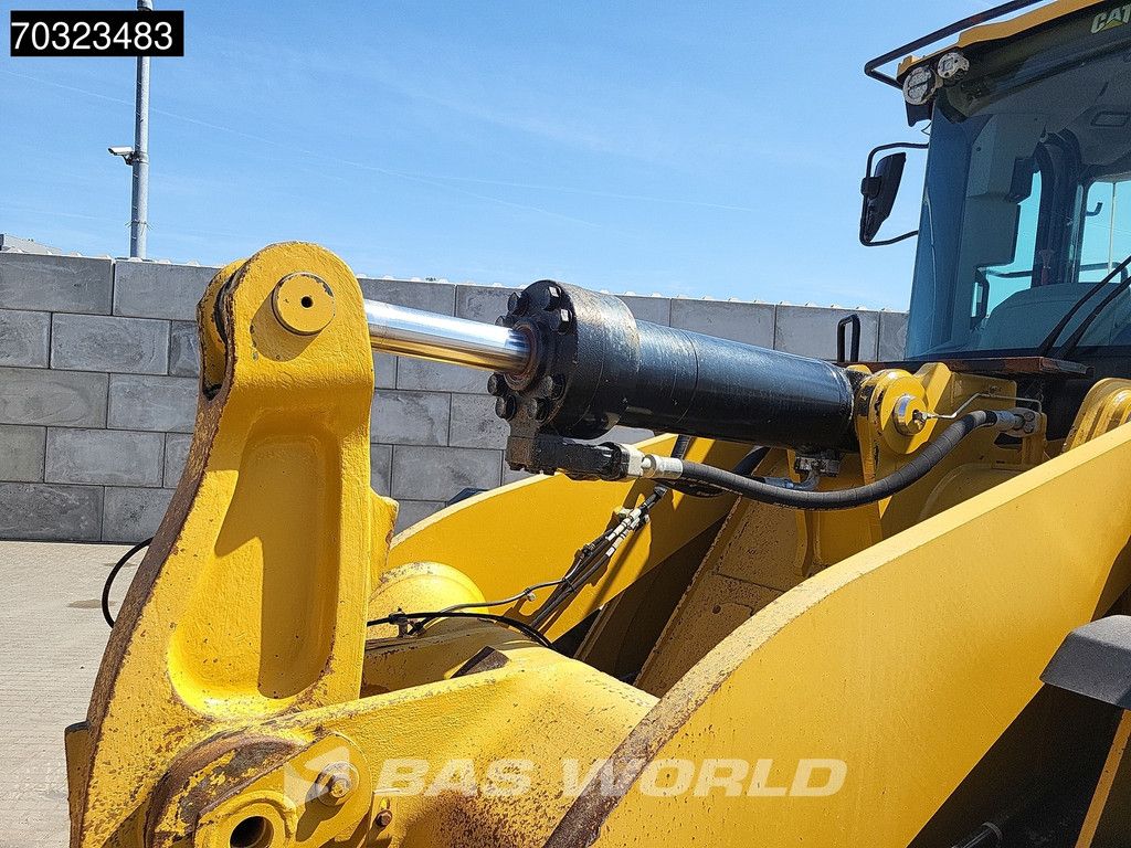 Caterpillar 966 M