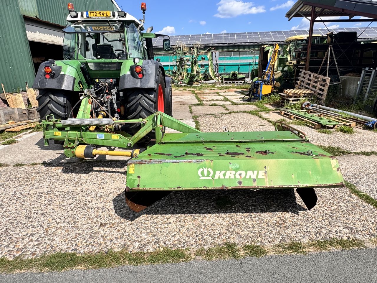 Krone Easycut 280 CV achtermaaier met kneuzer schijvenmaaier