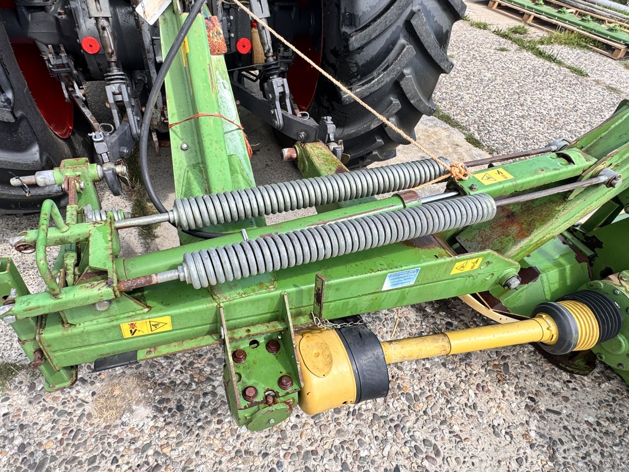Krone Easycut 280 CV achtermaaier met kneuzer schijvenmaaier