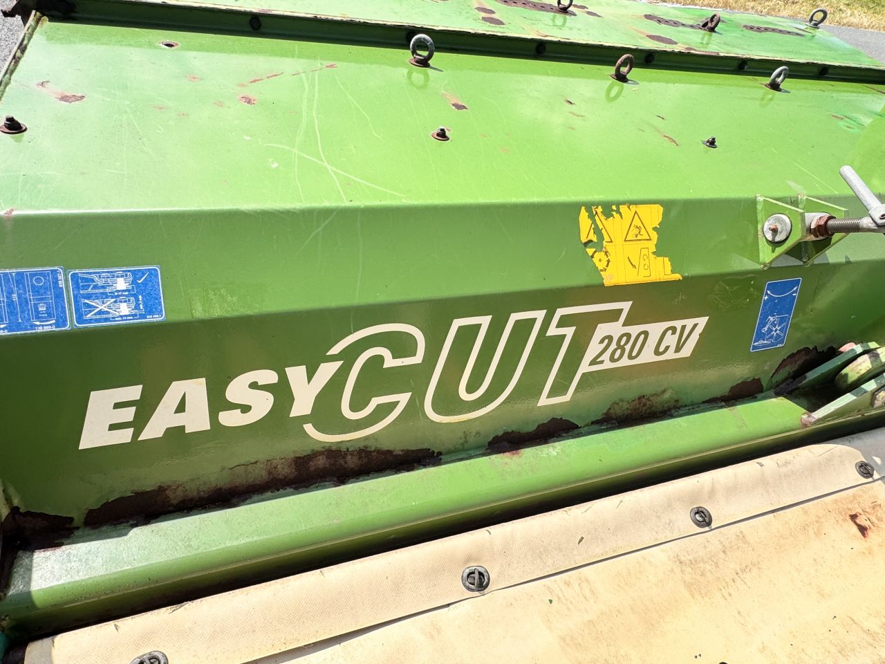 Krone Easycut 280 CV achtermaaier met kneuzer schijvenmaaier