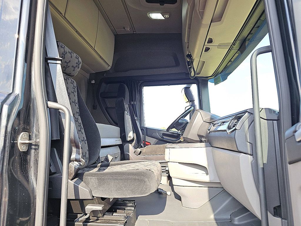 SCANIA S500