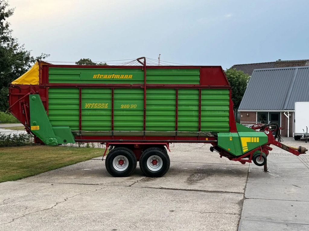 Strautmann Super vitesse 260 DO Dosseerwalsen Opraapwagen Ladewagen Stalvoeren Krone