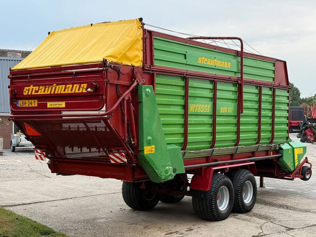 Strautmann Super vitesse 260 DO Dosseerwalsen Opraapwagen Ladewagen Stalvoeren Krone