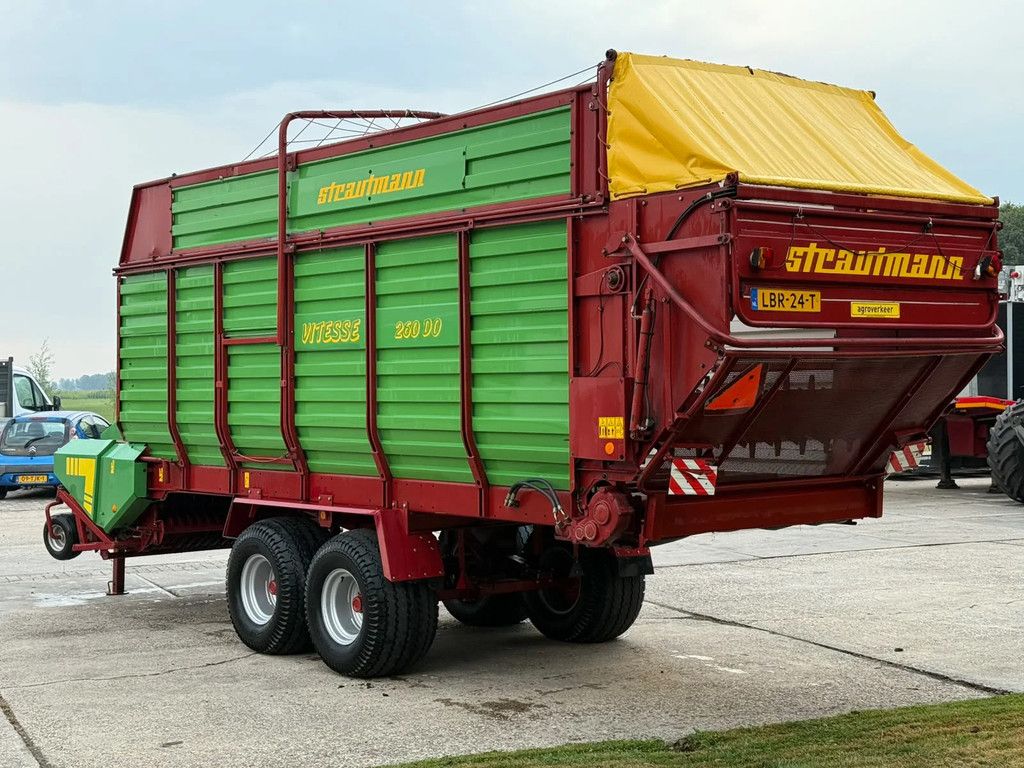 Strautmann Super vitesse 260 DO Dosseerwalsen Opraapwagen Ladewagen Stalvoeren Krone