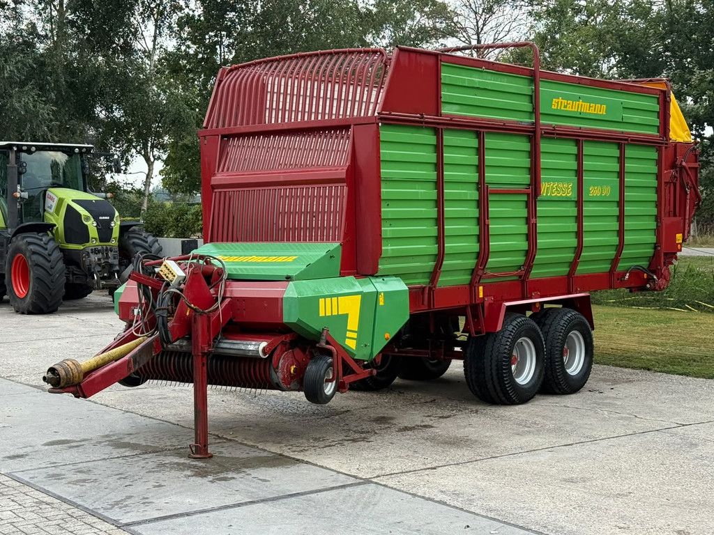 Strautmann Super vitesse 260 DO Dosseerwalsen Opraapwagen Ladewagen Stalvoeren Krone