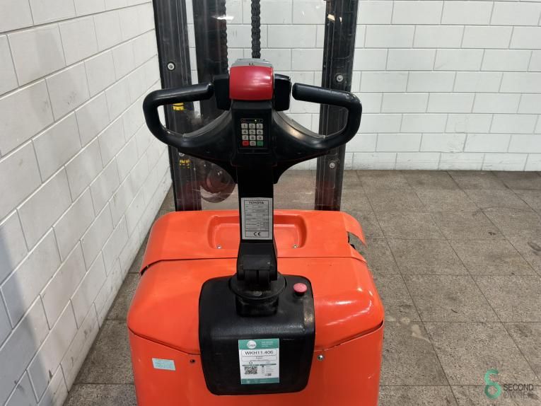 Stapler Elektrisch BT 7SLL16 2005