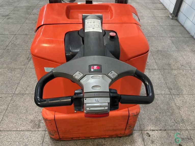 Stapler Elektrisch BT 7SLL16 2005