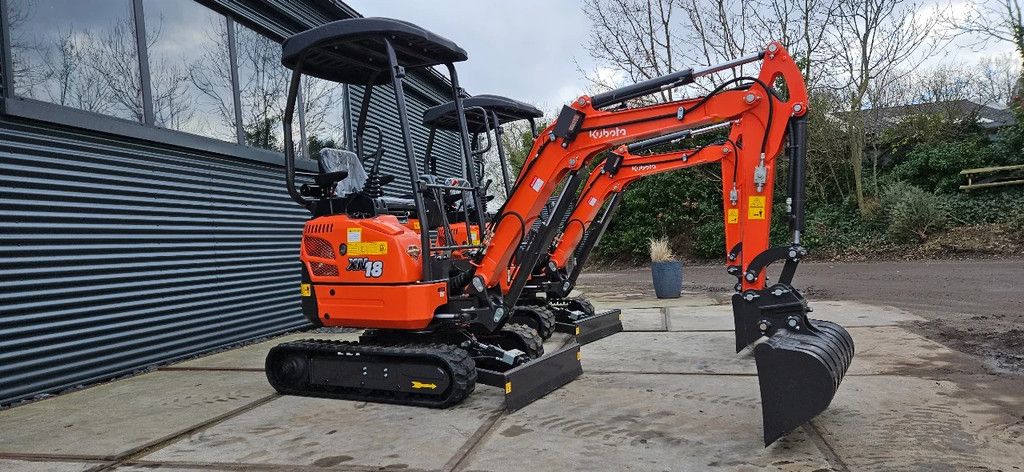 Rhinoceros Kubota XN18
