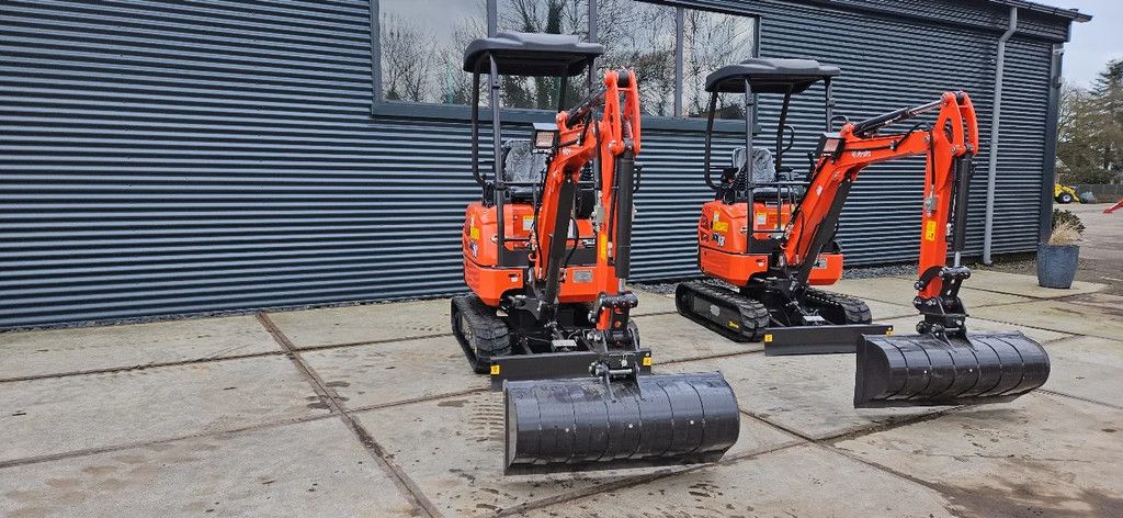 Rhinoceros Kubota XN18