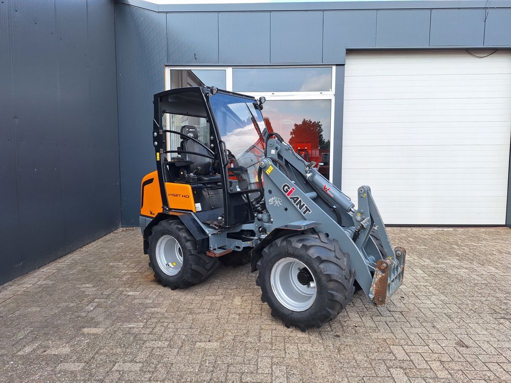 Giant V452T HD