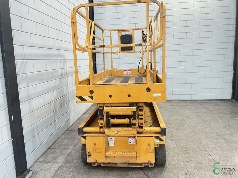 Scissor lift Haulotte Compact 10 2007