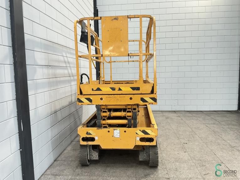 Scissor lift Haulotte Compact 10 2007