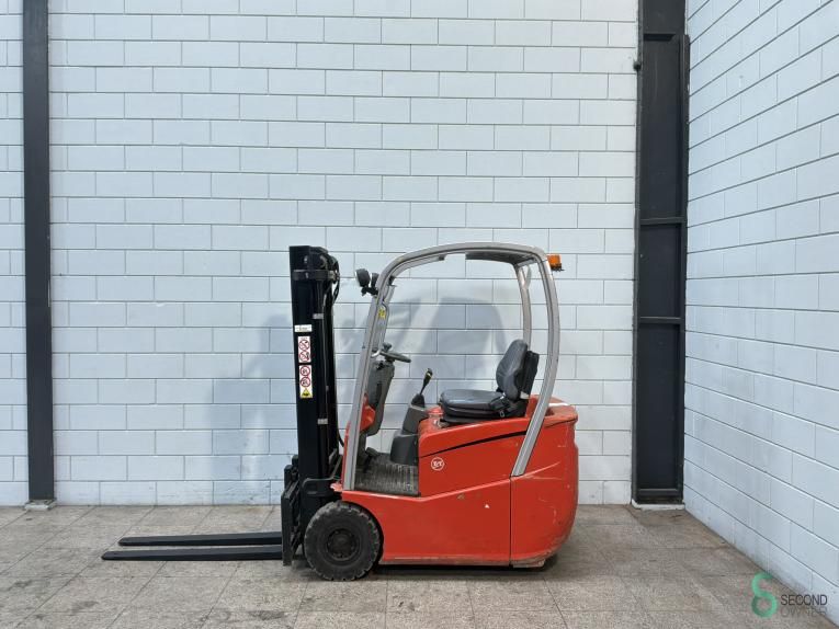 Gabelstapler Elektrisch BT C3E150R 2006