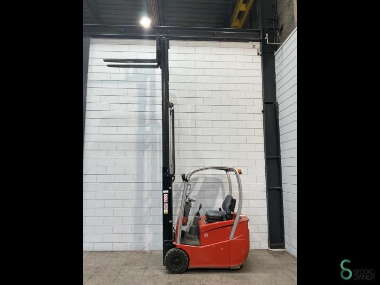 Gabelstapler Elektrisch BT C3E150R 2006