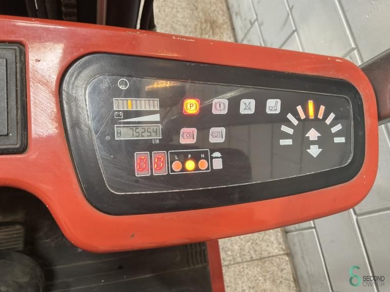 Gabelstapler Elektrisch BT C3E150R 2006
