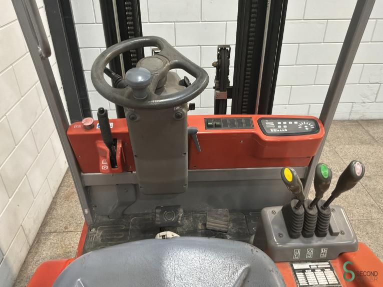 Gabelstapler Elektrisch BT C3E150R 2006