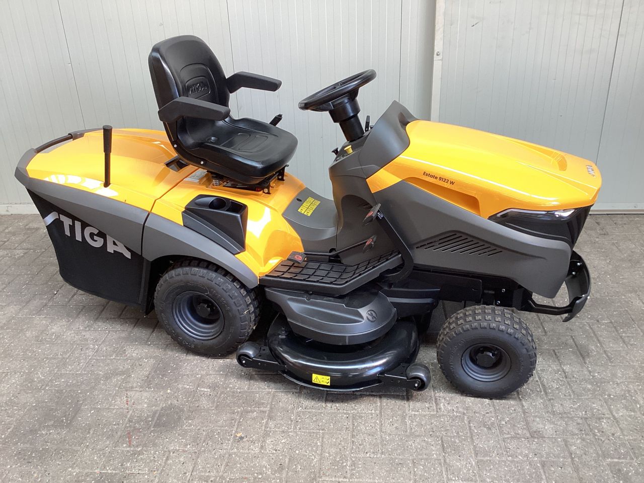 Stiga Estate 9122W zitmaaier