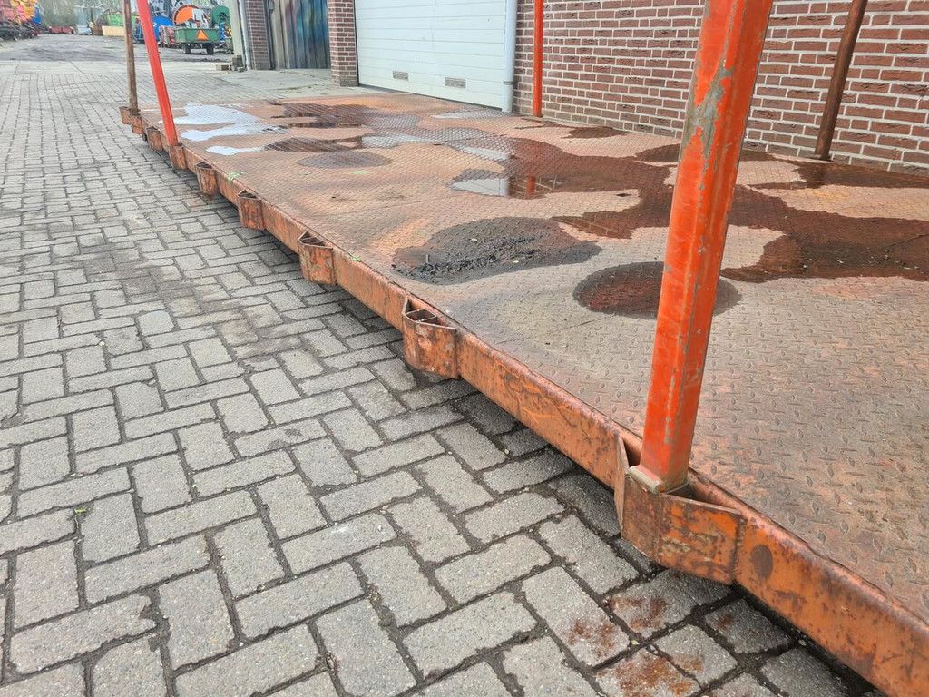 Container flat platform truck body