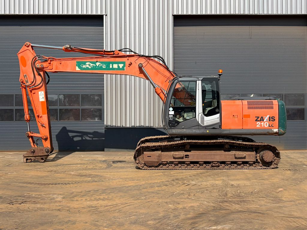 Hitachi ZX210LC-3