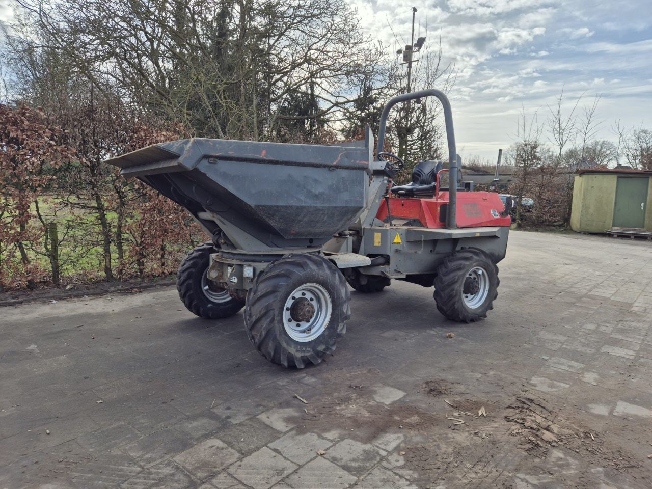 Benford 5004 z 4395