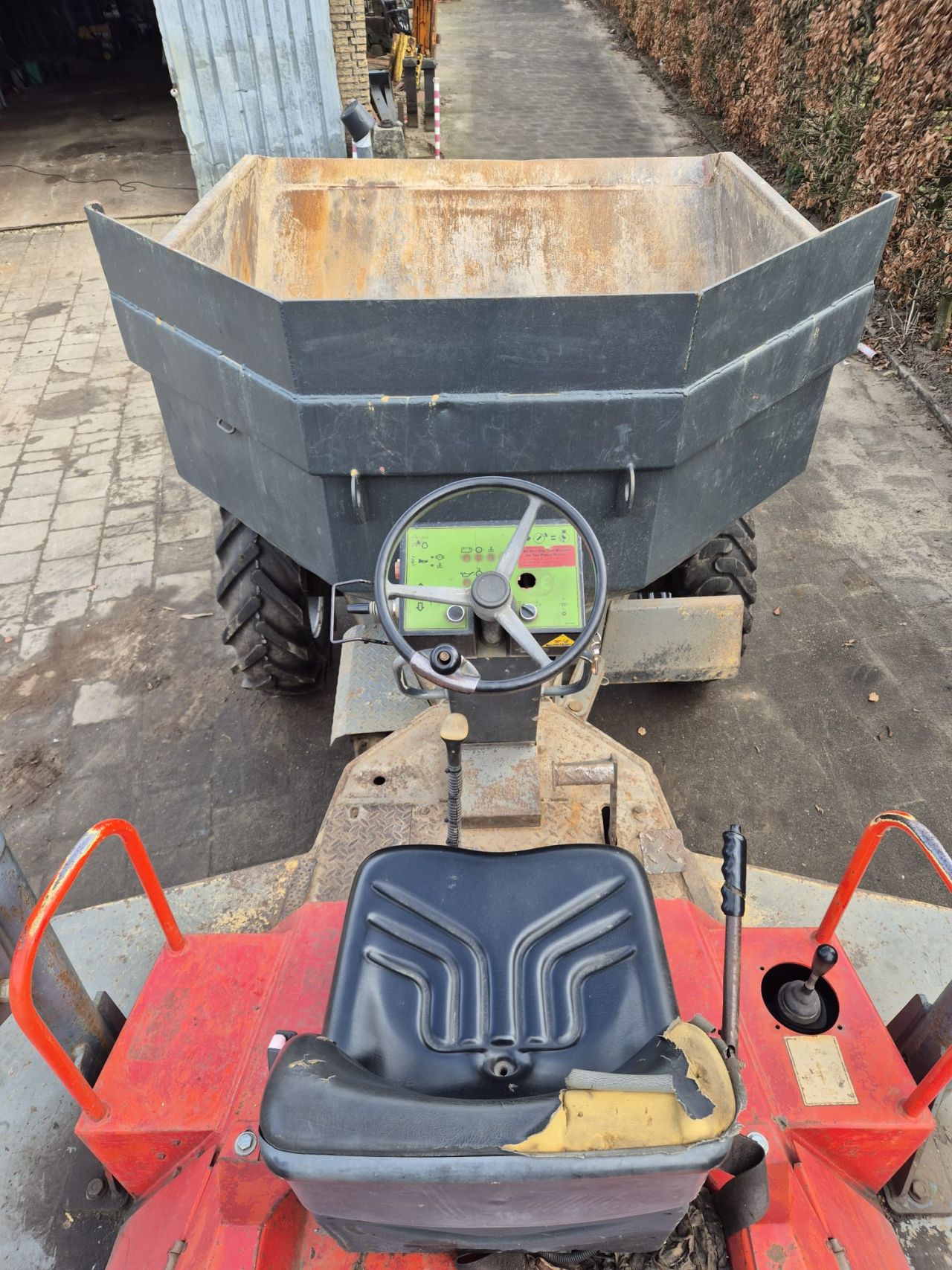 Benford 5004 z 4395