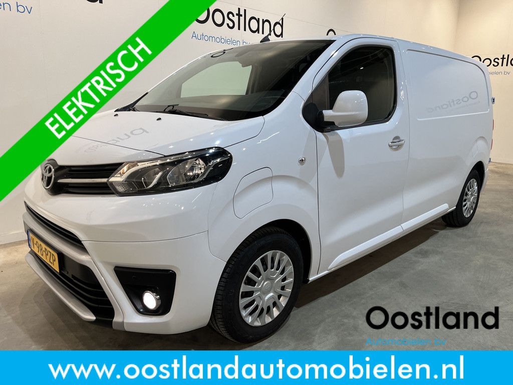 Toyota PROACE Electric Worker Professional L2 Extra Range 75 kWh / 100% Elektrisch !! / Airco / Cruise Control / CarPlay / Camera / Navigatie / 3-Zits / 15.900 KM !!
