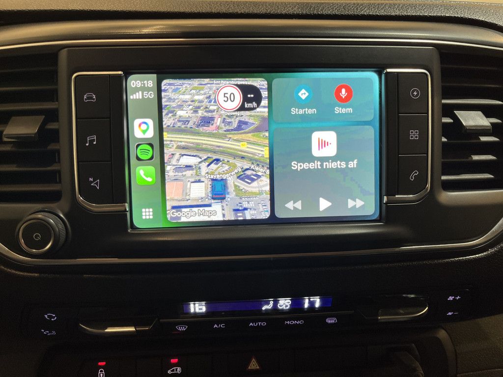 Toyota PROACE Electric Worker Professional L2 Extra Range 75 kWh / 100% Elektrisch !! / Airco / Cruise Control / CarPlay / Camera / Navigatie / 3-Zits / 15.900 KM !!