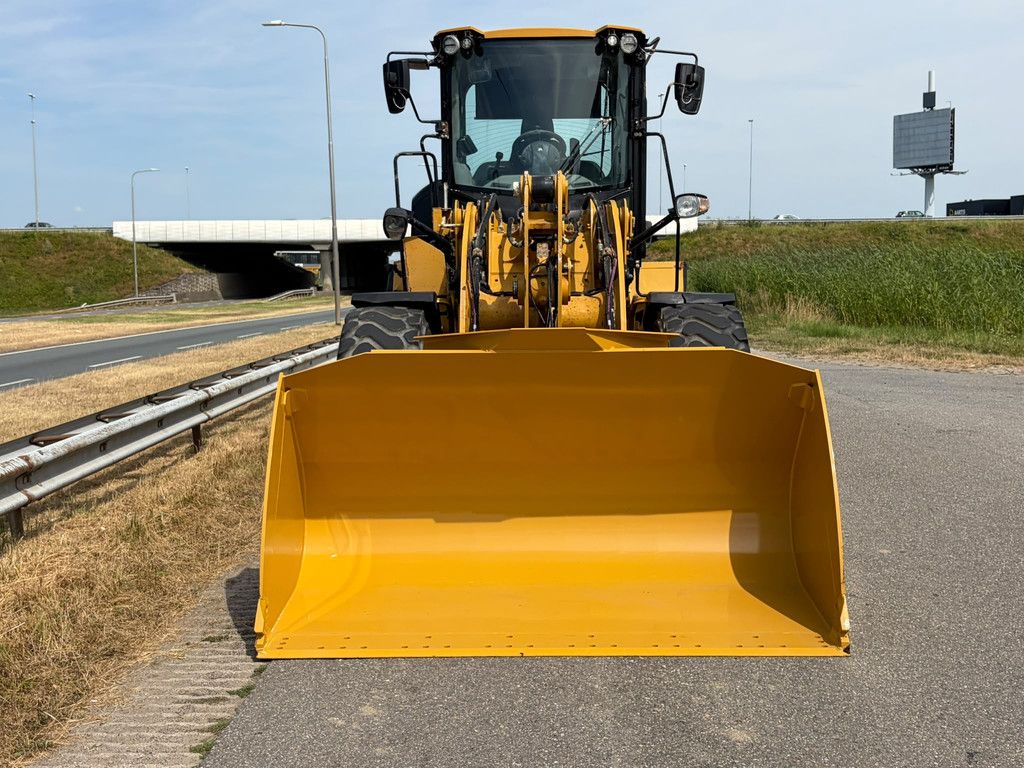 Caterpillar 926M