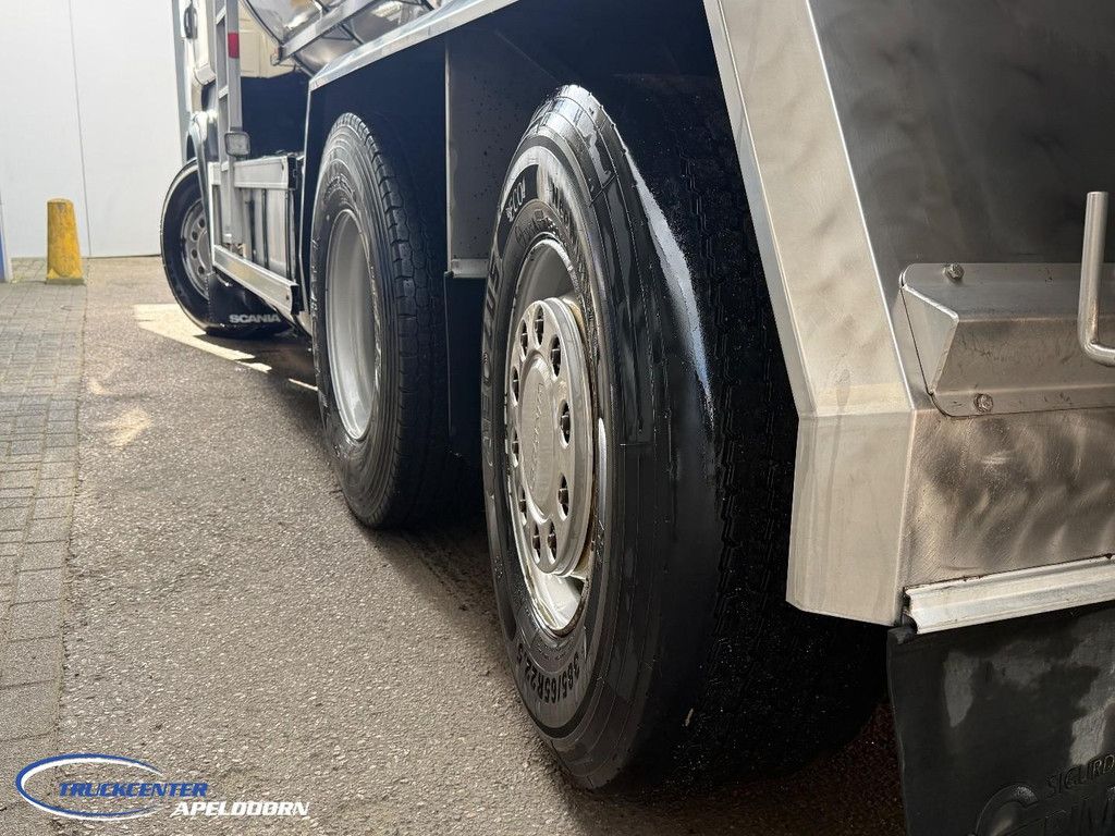 Scania R490 Stainless steel tank, Euro 6, Steering axle, Retarder, 15,000 liters TC11356