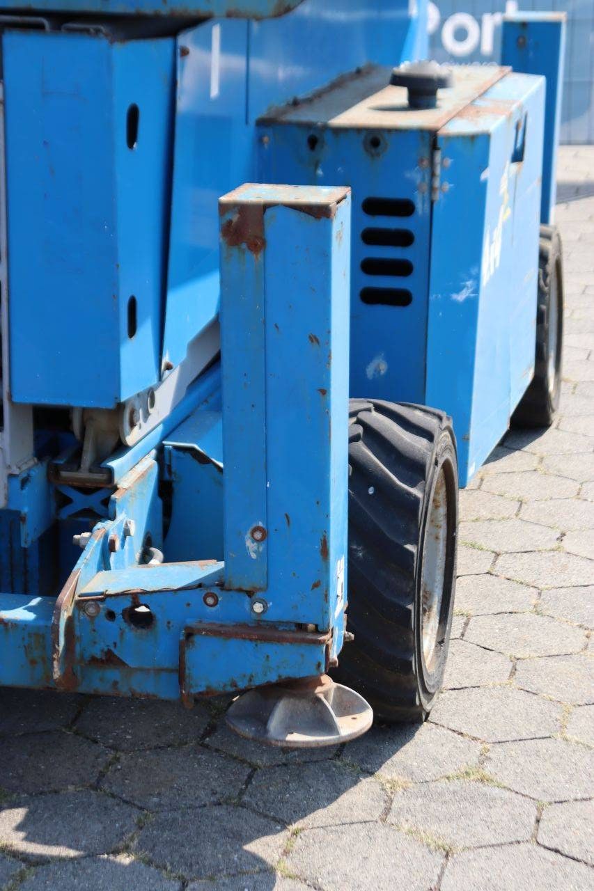 Scherenbühne Genie GS-4069 RT 363 kg 14 m 2012