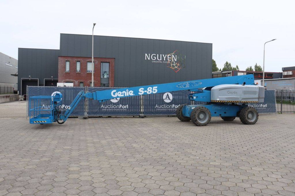 Genie S-85 Diesel 28m 2013 Telescopic boom lift