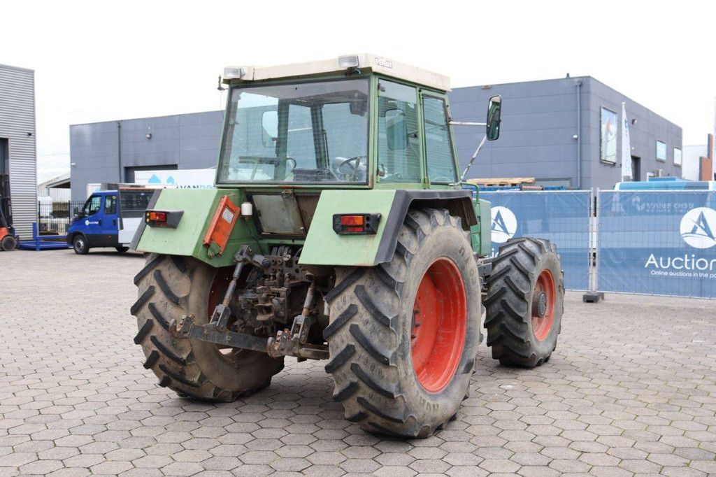 Tractor Fendt Favorit 612 LSA E Diesel 99kW 1984