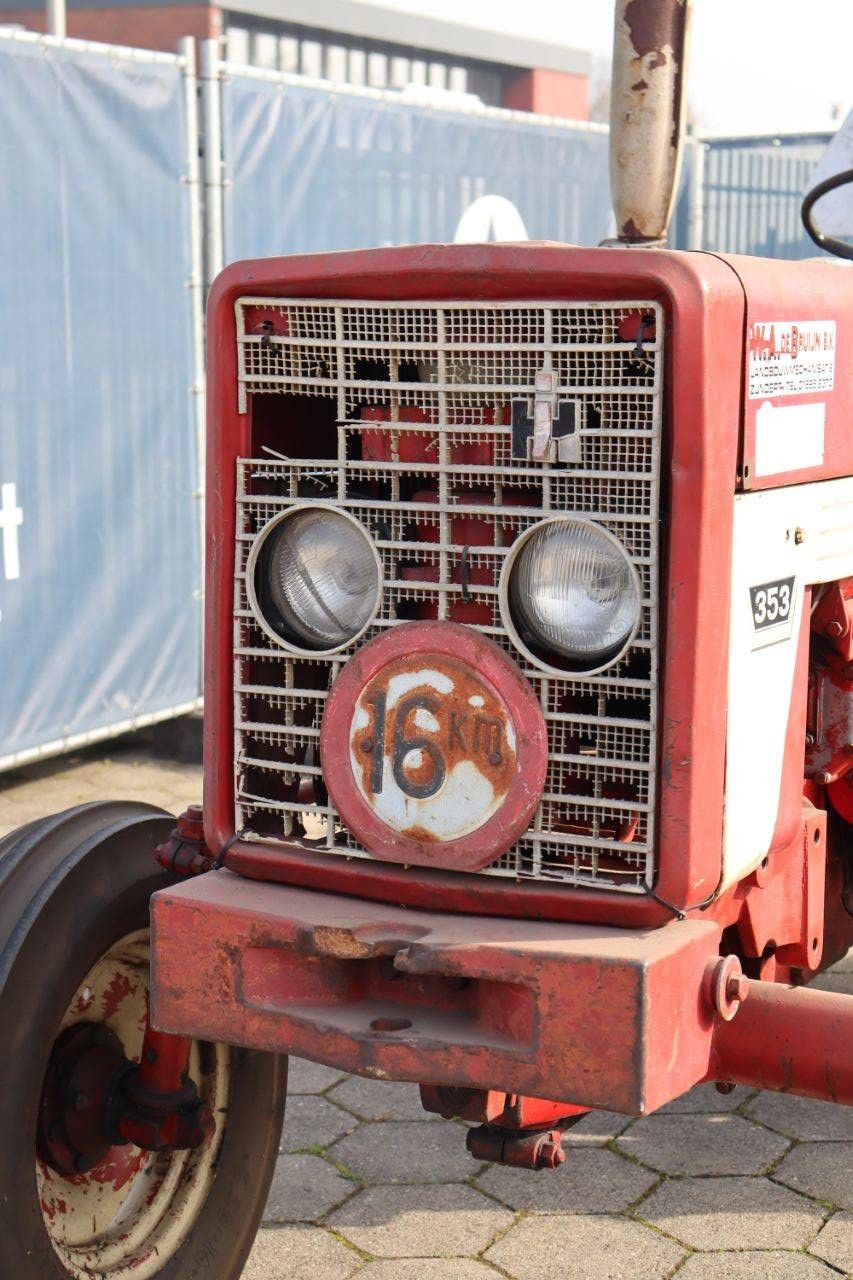 Minitraktor MC Cormick 353 Diesel 38 PS 1972